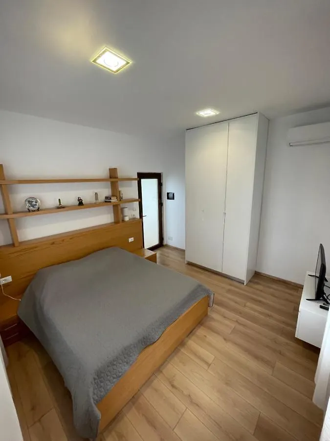 Gjiri Lalzit Apartment Durres